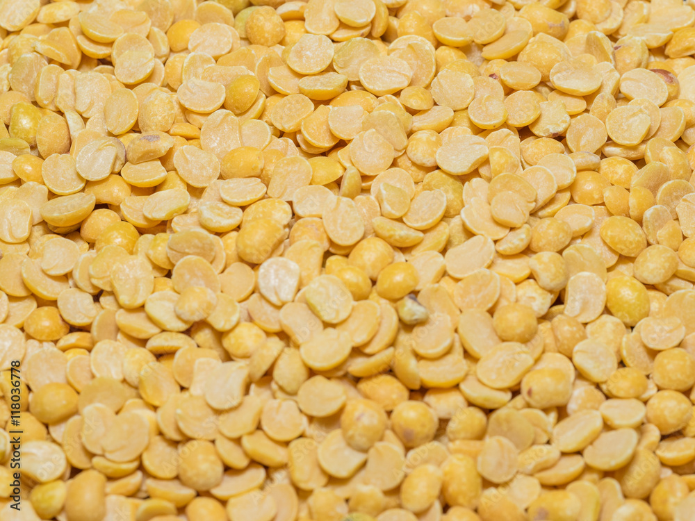 Split Pigeon Peas StockFoto Adobe Stock