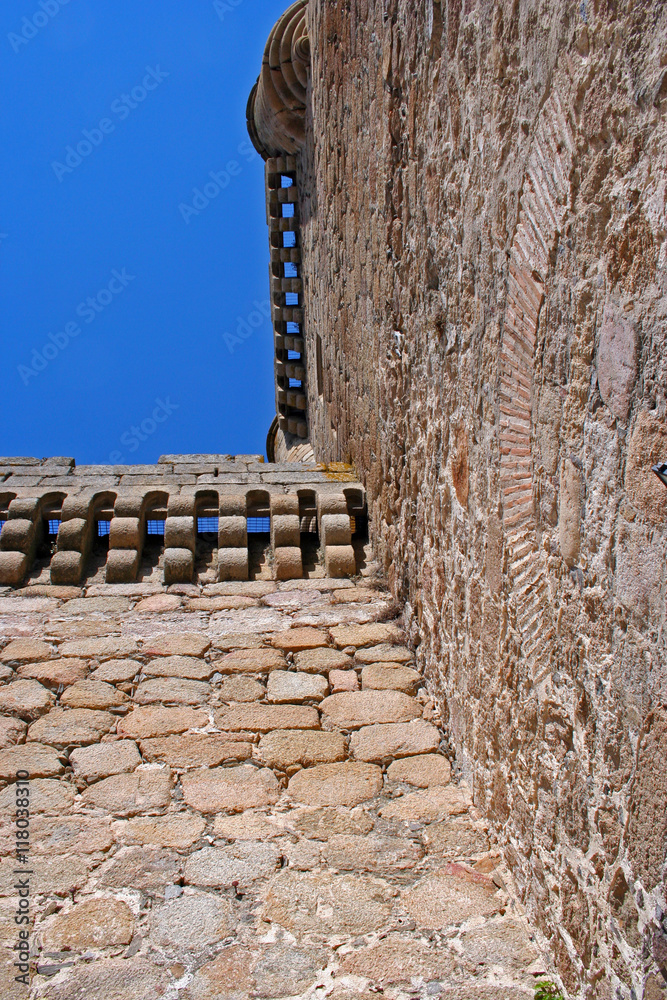 Castillo de Oropesa, Toledo (España) StockFoto Adobe Stock