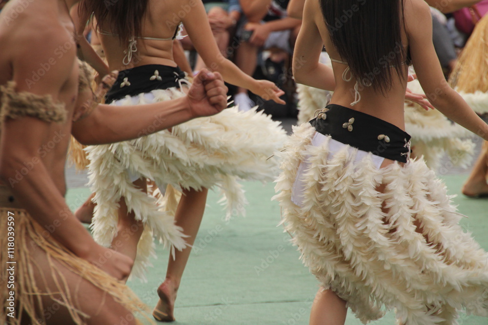 Obraz premium Danza tradicional de la Isla de Pascua