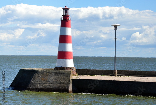 Kurische Nehrung - Landebrücke mit Leuchtturm photo