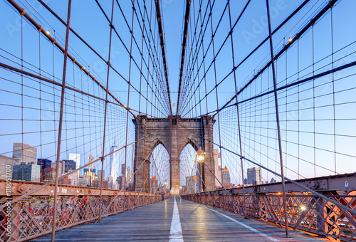 New York, Brooklyn bridge at nigth, USA © TTstudio
