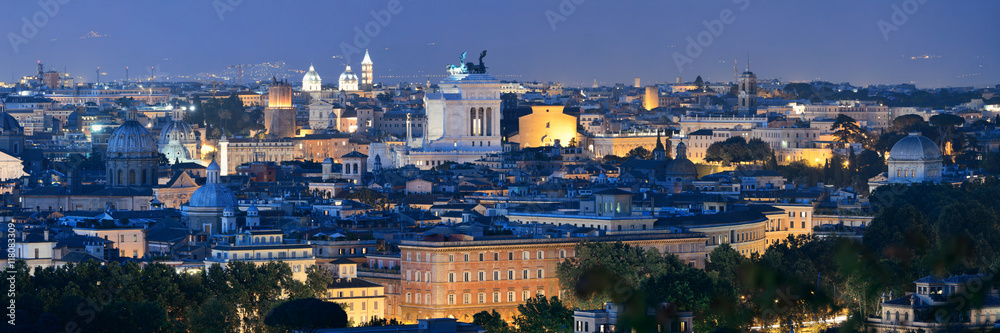 Obraz premium Rome skyline night view
