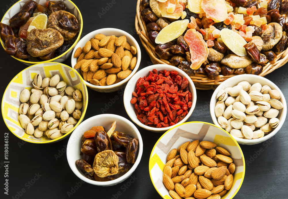 Mix of dried fruits and nuts Mix of dried fruits and nuts