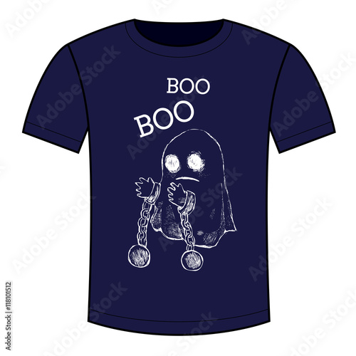 T-shirt with mystical prints.