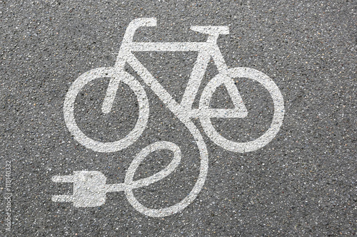 E-Bike Ebike E Bike Pedelec elektro Fahrrad fahren Rad Umwelt um