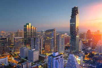 Keuken achterwand Bangkok Mahanakhon toren bij avondrood  © Getty Gallery