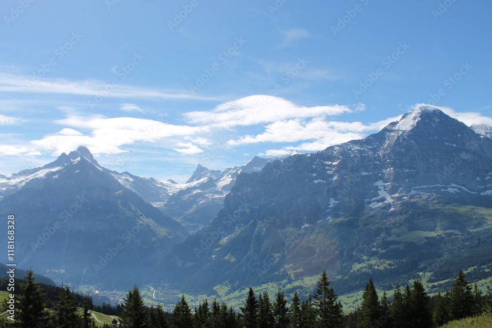 Die schönen Berge in der Schweiz