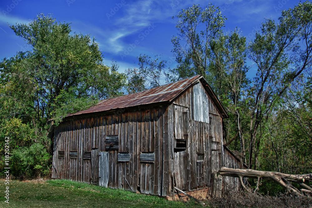 Old Barn in Calhoun County IL near Golden Eagle, Illinois Old Barn in Calhoun County IL near Golden Eagle, Illinois