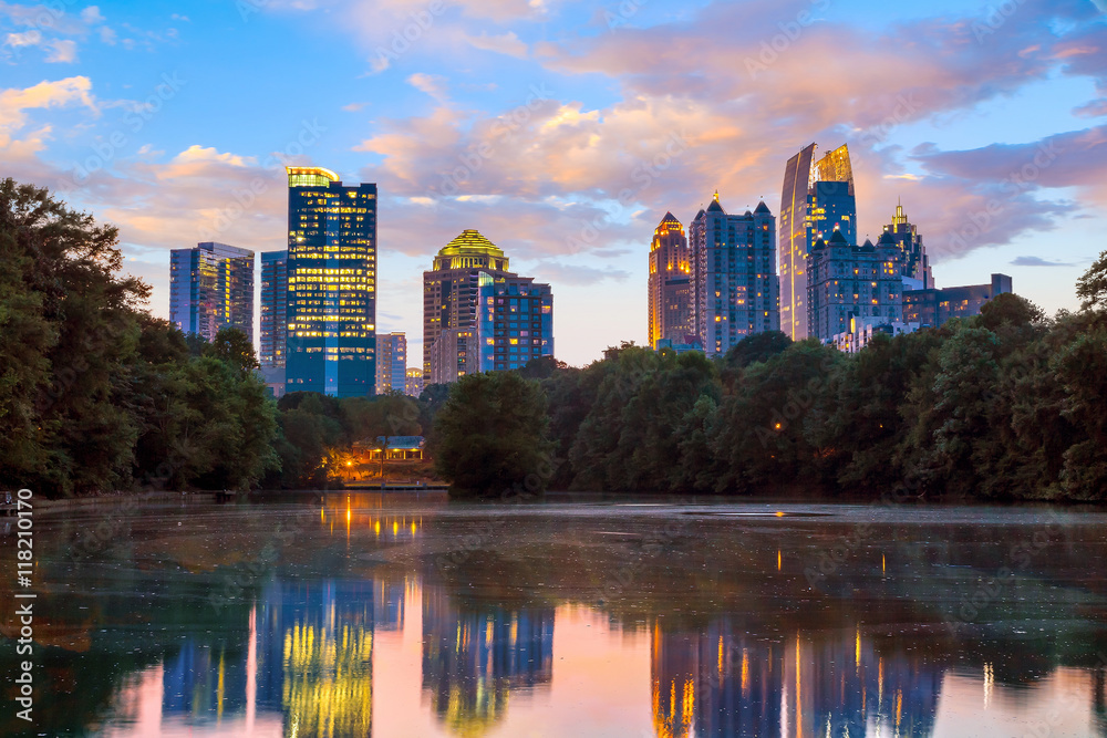 Ταπετσαρία Atlanta  Skyline from Piedmont Park's Lake Meer.