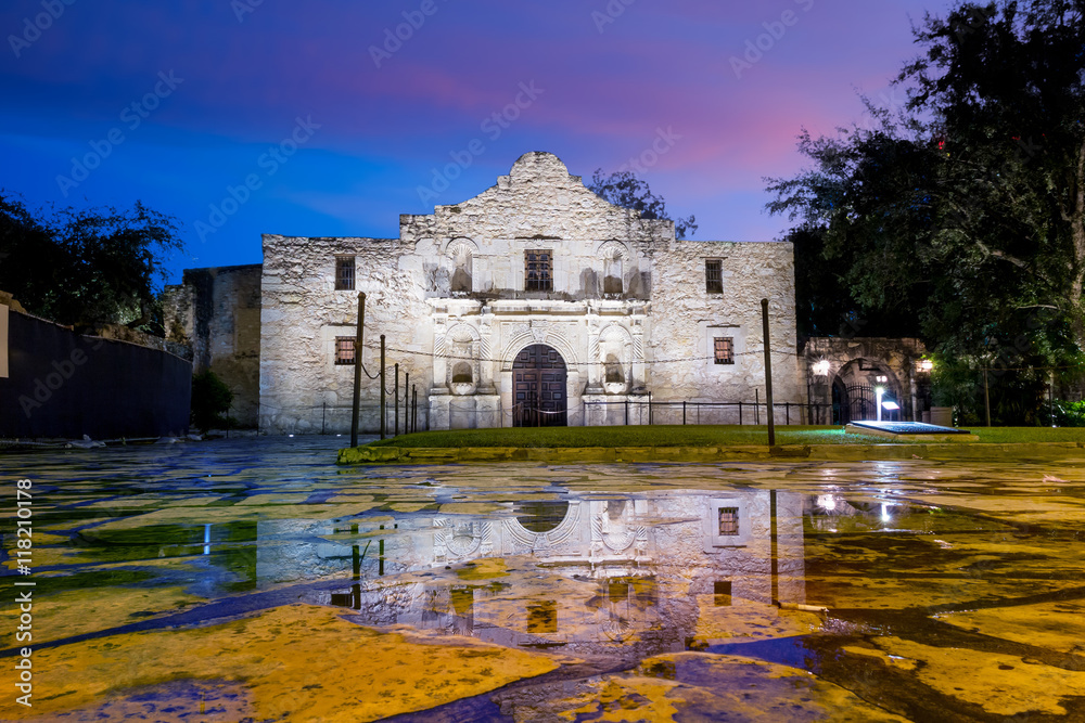 Fototapeta premium the Historic Alamo, San Antonio, Texas.