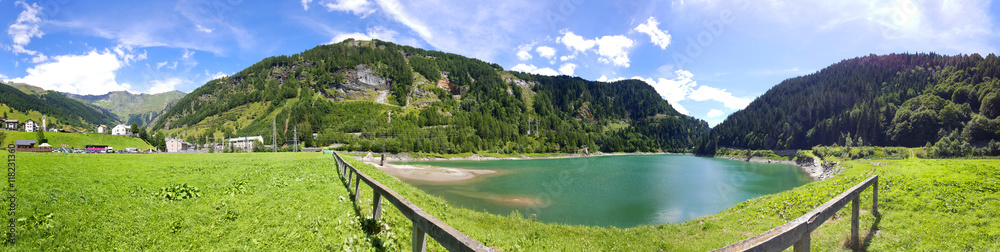 Bacino di Isola, Valchiavenna, Lombardia
