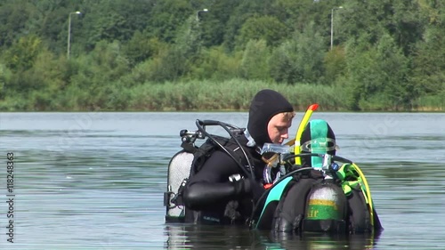 scuba diving course couple outdoor europe open water diving mask diving fins, snorkel diving gear diving cylinder