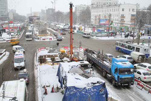 Schelkovskoe highway in Moscow in winter, road reconstruction photo