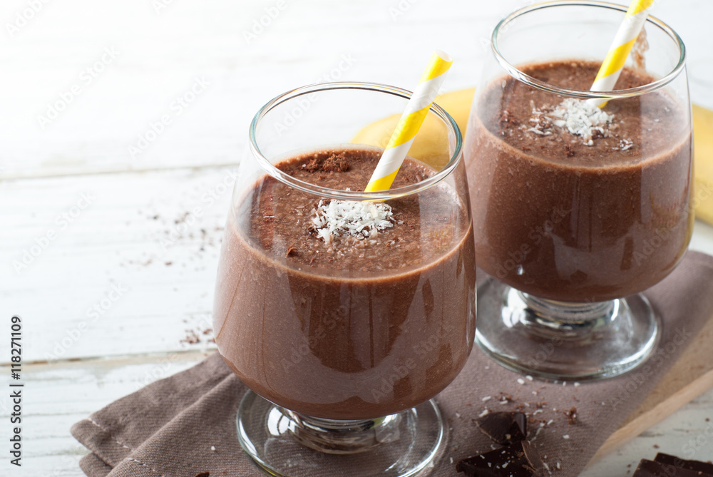 Chocolate banana smoothie Chocolate banana smoothie