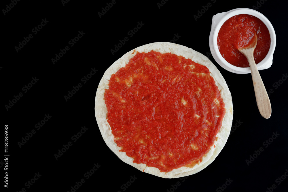 pizza al pomodoro - base e salsa pomodoro pizza al pomodoro - base e salsa pomodoro