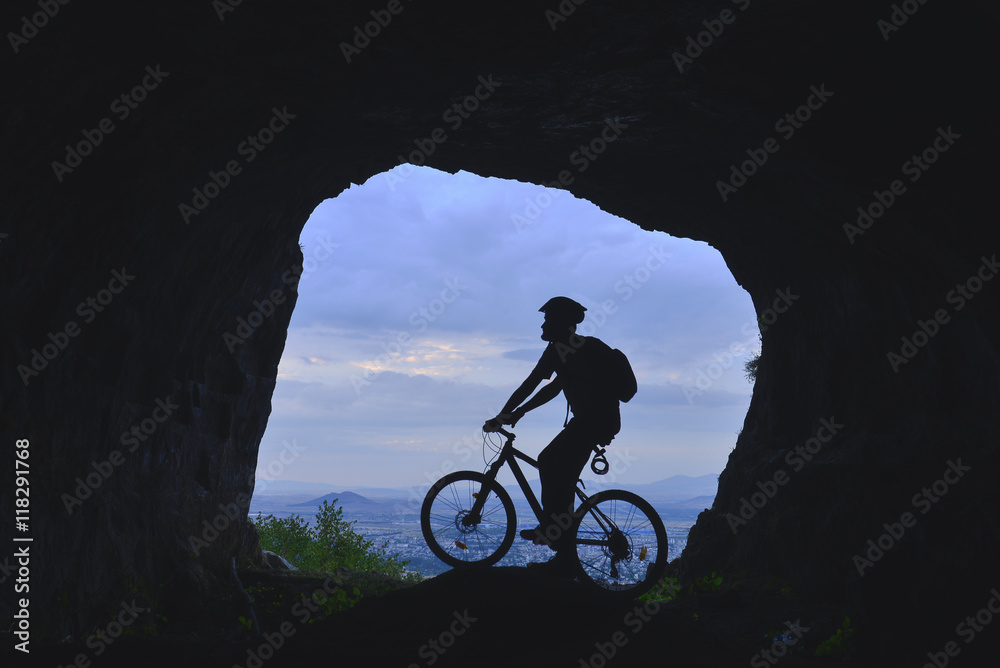 Fototapeta premium bisikletli keşif keyfi