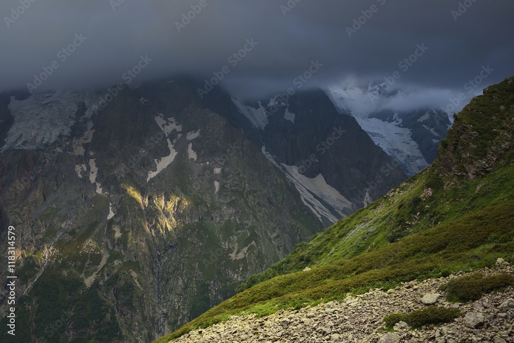 Fototapeta premium Gloomy canyon
