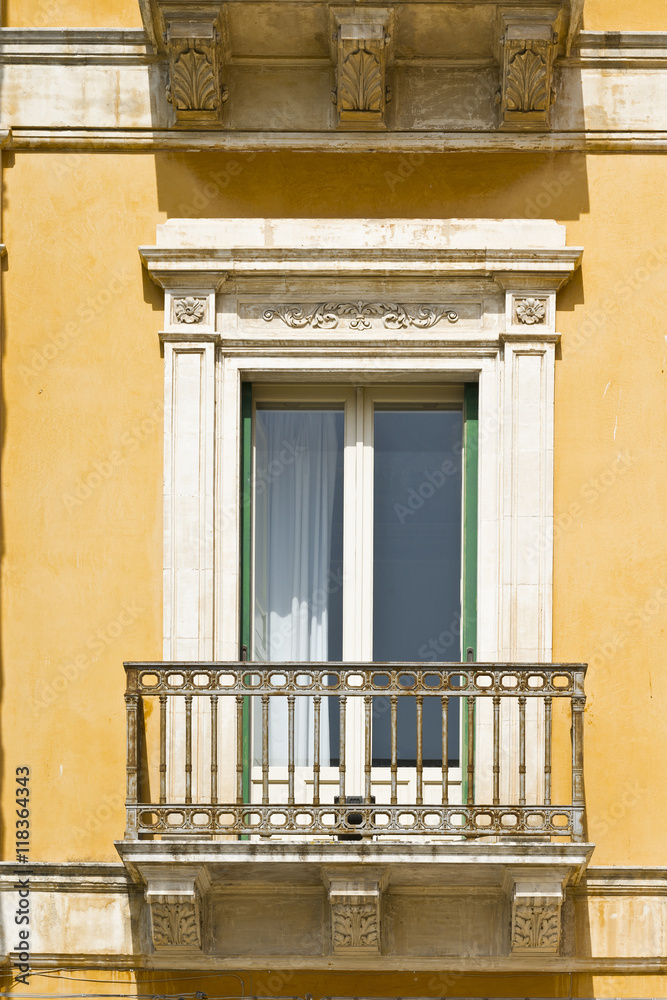 Obraz premium Window in Ragusa