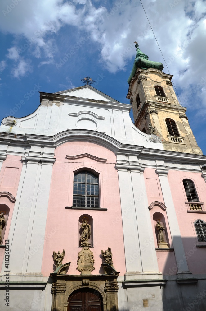 Eglise des stigmates de saint-françois à Budapest