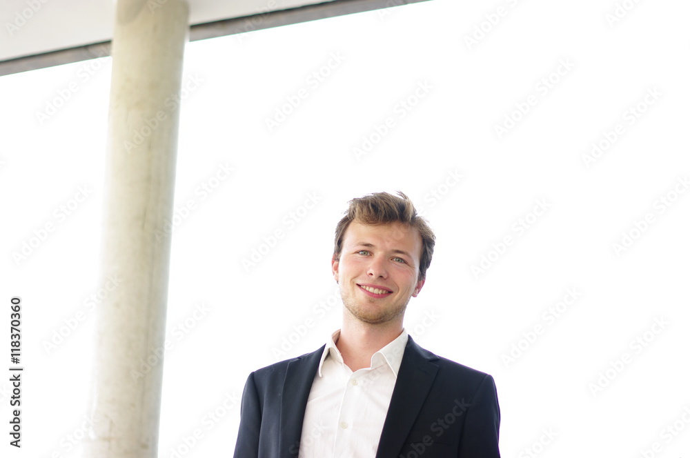 custom made wallpaper toronto digitaljunger Mann im Anzug