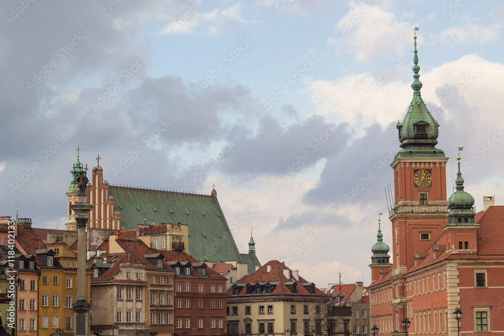 Fototapeta premium Warzsaw stare miasto gród podczas zachodu słońca