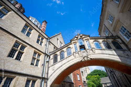 bridge of sighs, university of Oxford, UK photo