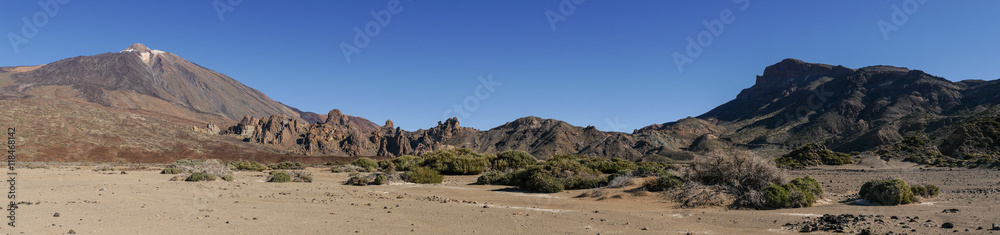 Panorama - Blick auf Los Roques und den Pico del Teide - Cañadas - Teneriffa