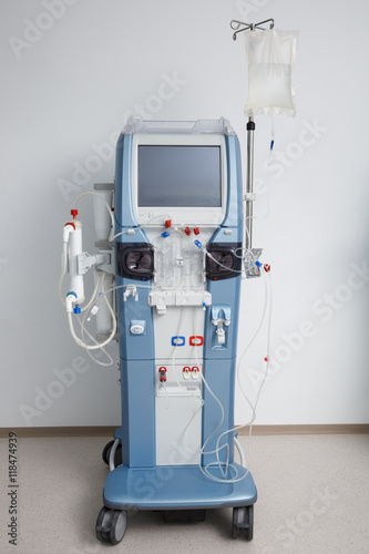 Obraz na płótnie Hemodialysis machine with tubing and installations w salonie