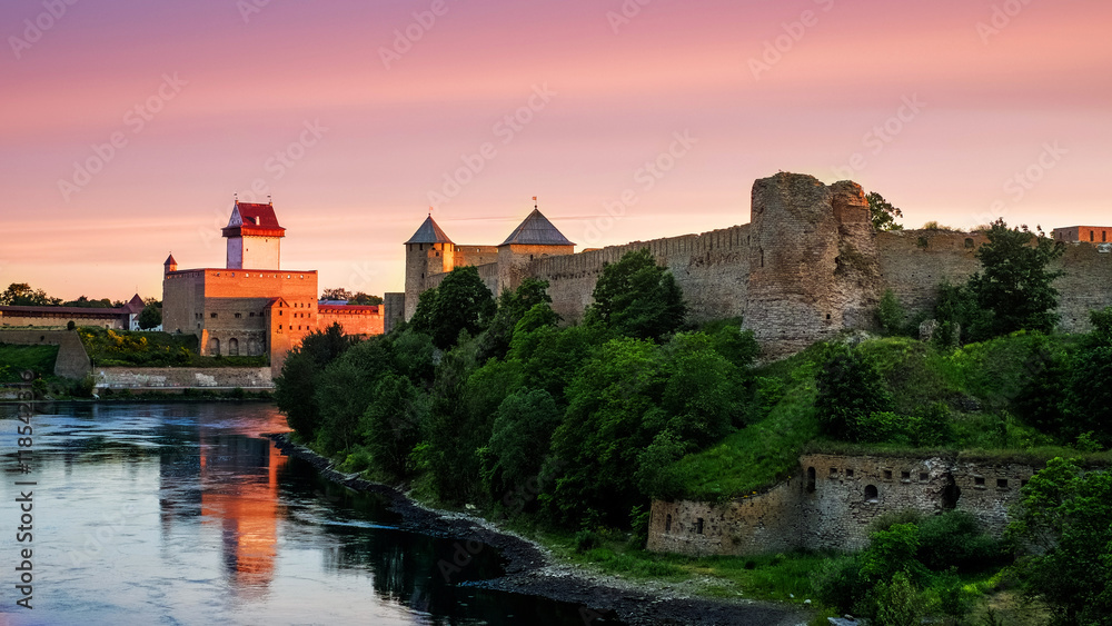 Ivangorod fortress and Castle of Herman