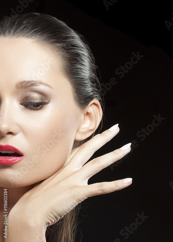 Valokuva Half of face of brunette girl with choosy emotions