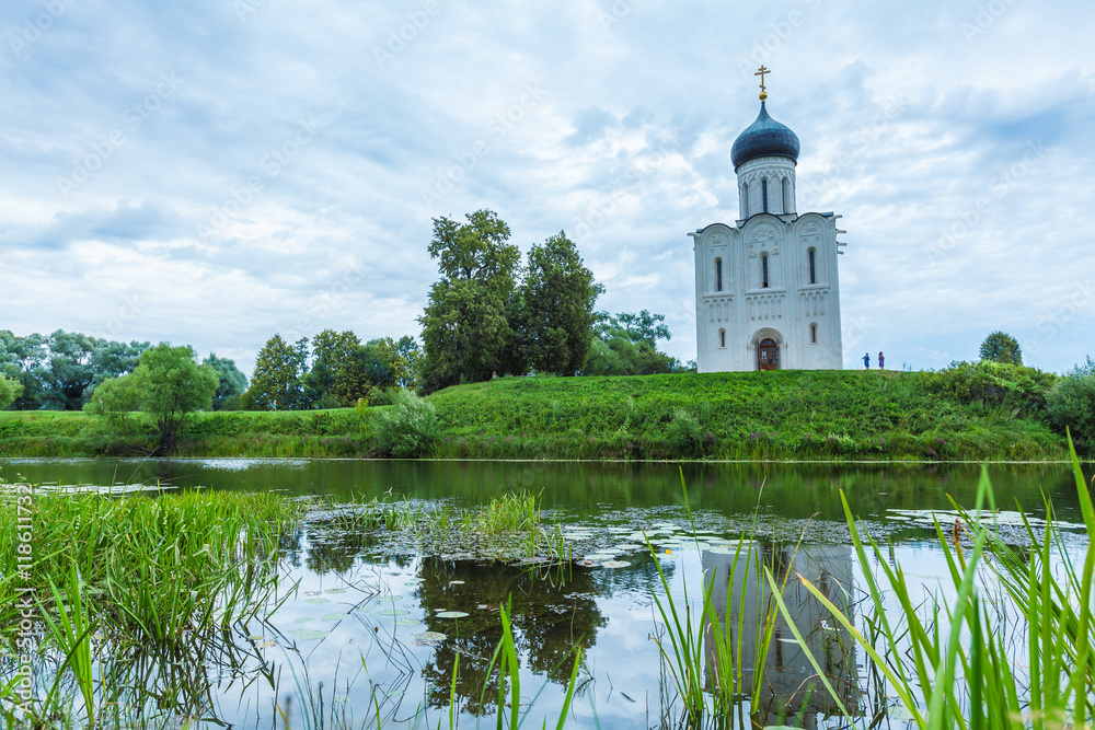 Church of the Intercession on the Nerl (1165) Church of the Intercession on the Nerl (1165)