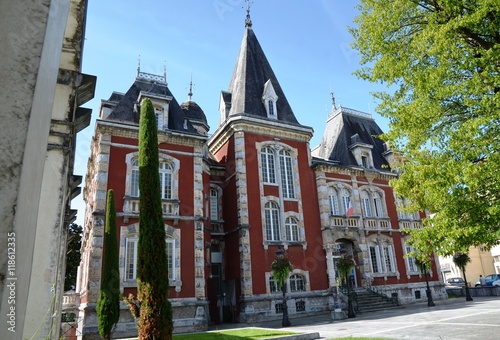 Accueil et entrée de la mairie, Lourdes hautes Pyrénées