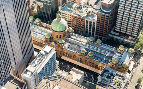 Foto Aerial view of famous shopping mall around Sydney CBD