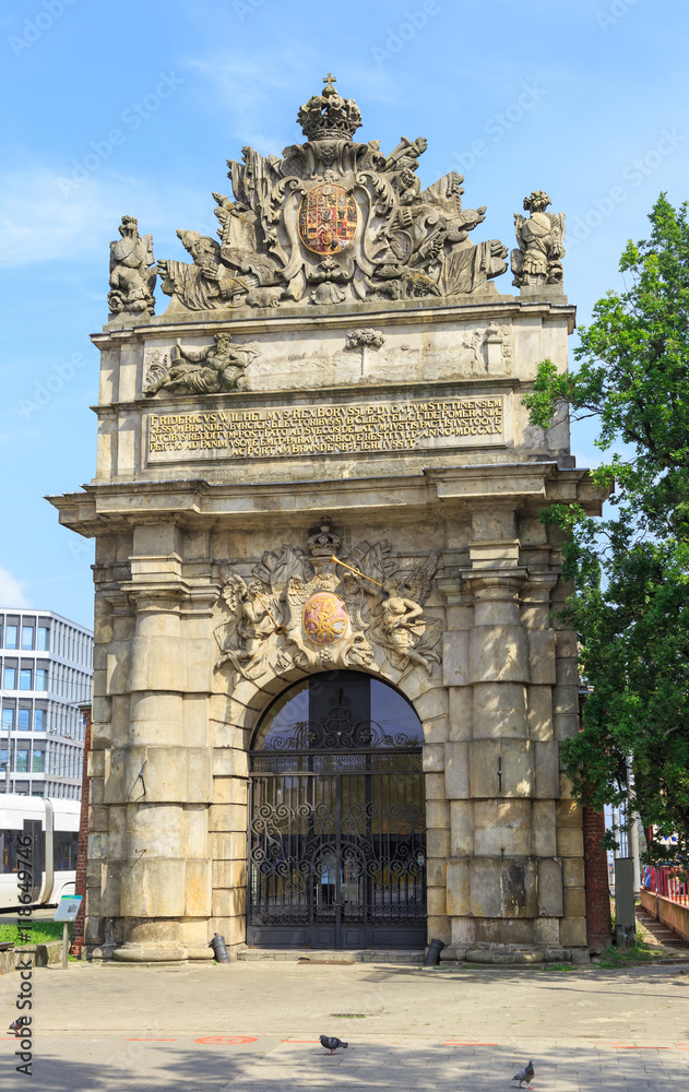 Brama Portowa (strona zachodnia) – brama miejska Szczecina, zbudowana w stylu barokowym w latach 1725-1727