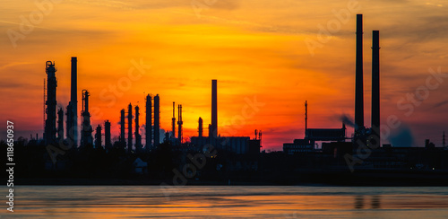 Chempark Dormagen nach Sonnenuntergang