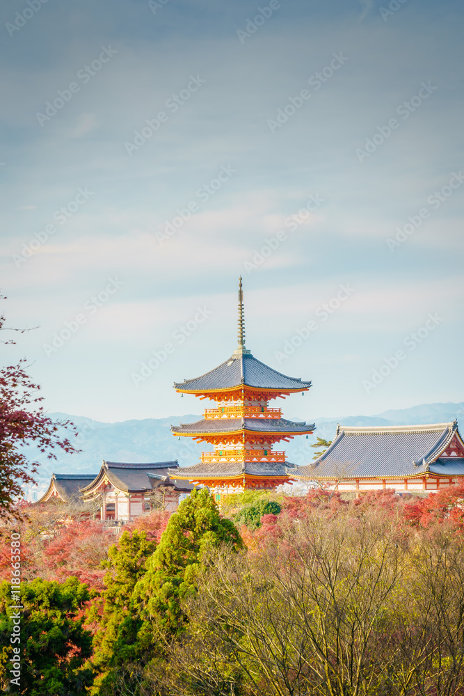 Beautiful Architecture in Kiyomizu-dera Temple Kyoto, Japan Beautiful Architecture in Kiyomizu-dera Temple Kyoto, Japan