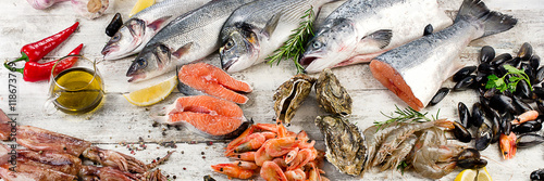 Fototapet Fresh fish and other seafood
