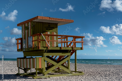 Miami Beach-lifeguard house © stadelpeter