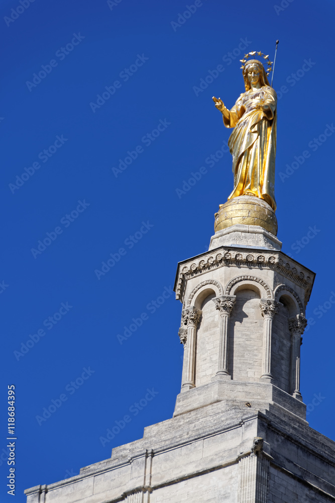 Statue Notre Dame des Doms 