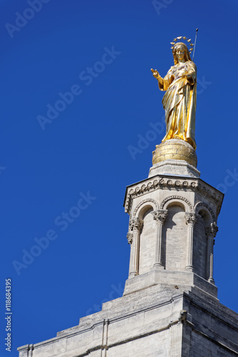 Statue Notre Dame des Doms 