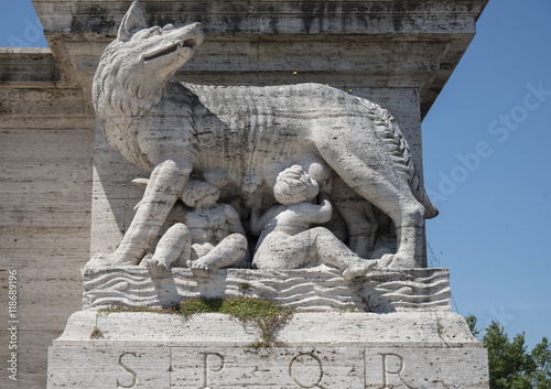 The Rome symbol on the Flaminio's bridge in Rome