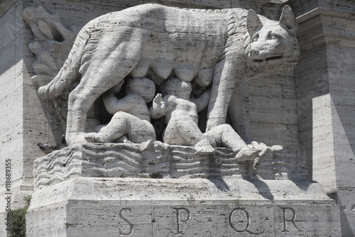 The Rome symbol on the Flaminio's bridge in Rome