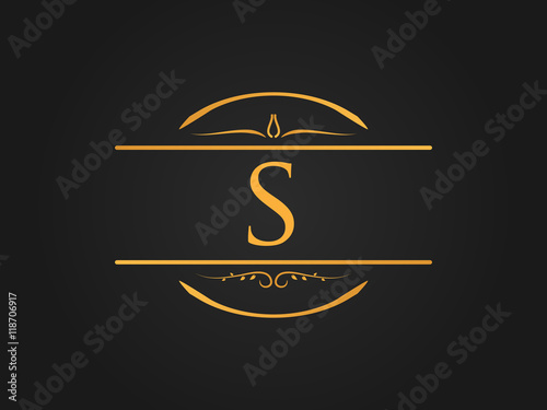 luxurious circle ornament