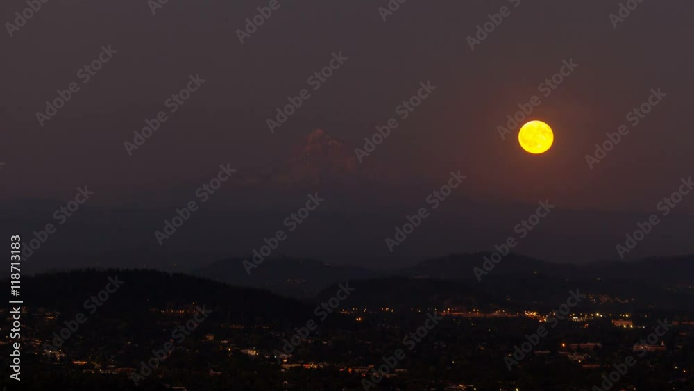 UHD 4k timelapse movie of long exposure moonrise over city of Portland Oregon with mount Hood and Cascade range 4096x2304 UHD 4k timelapse movie of long exposure moonrise over city of Portland Oregon with mount Hood and Cascade range 4096x2304