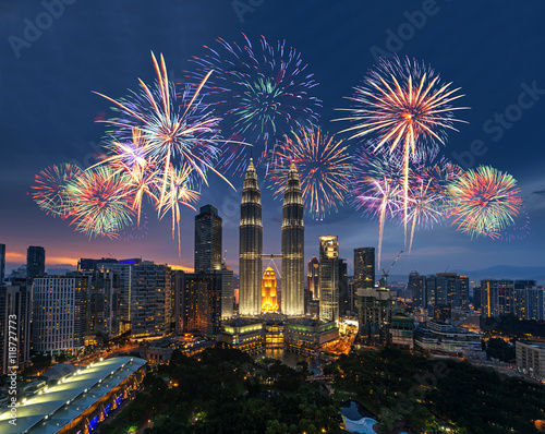 Obraz na plátně Kuala Lumpur, Malaysia city skyline.