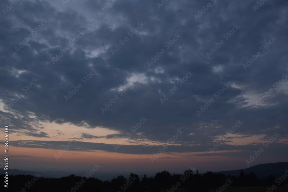 Sonnenaufgang im Zeitraffer Sonnenaufgang im Zeitraffer