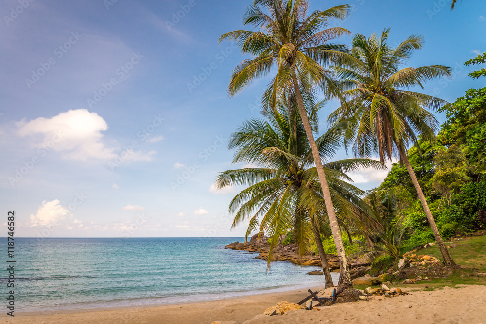 Obraz premium Beautiful tropical island beach summer holiday - Travel vacation concept.