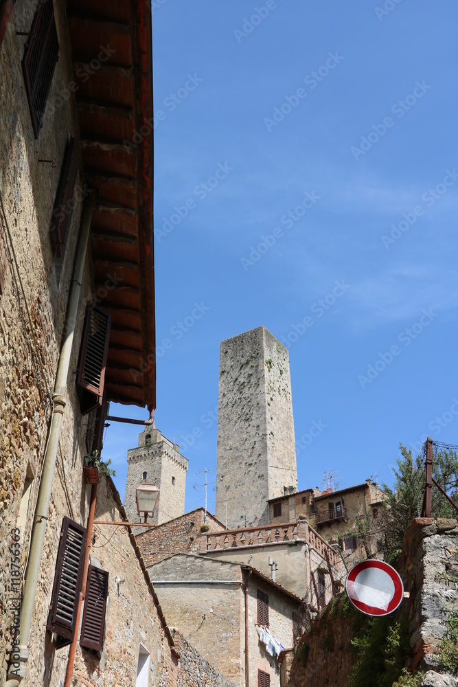 View to Torre Grossa in San Gimignano, Toskana Italien