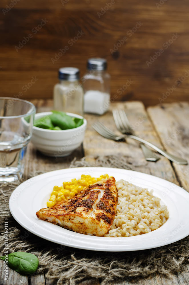 spices Cod with brown rice, spinach and corn spices Cod with brown rice, spinach and corn