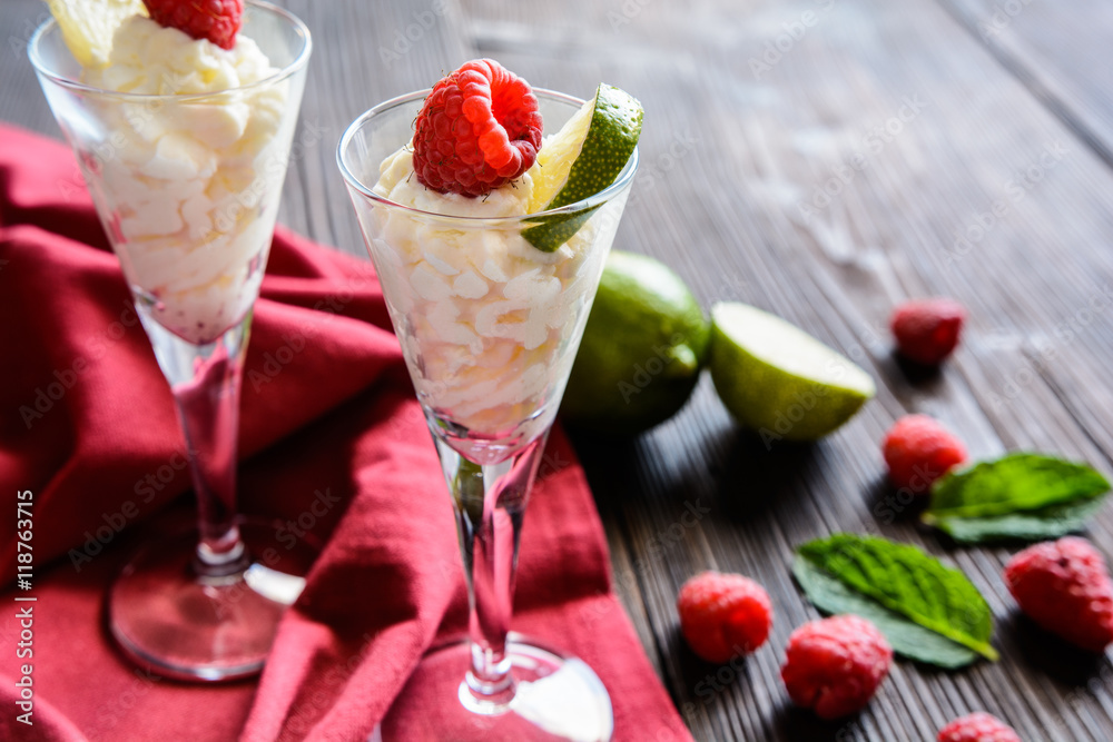 Whipped cream with raspberry and lime Whipped cream with raspberry and lime